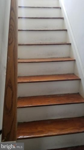 215 Wood St, Norristown PA  19401-3419 exterior