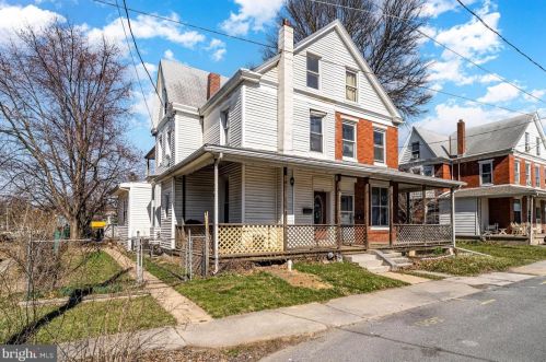 18 Hummel Ave, Camp Hill, PA 17011-5523