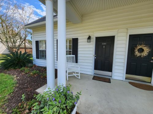 2301 Kings Gate Ln, Mount Pleasant SC  29466-8150 exterior