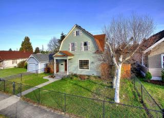 6027 Lawrence St, Tacoma WA  98409-4156 exterior