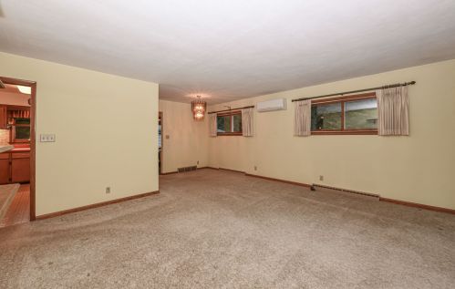 1426 Homestead Trl, Thiensville WI  53092-3217 exterior