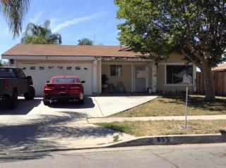 655 Bonnie Vw Dr, Rialto CA  92376-6613 exterior