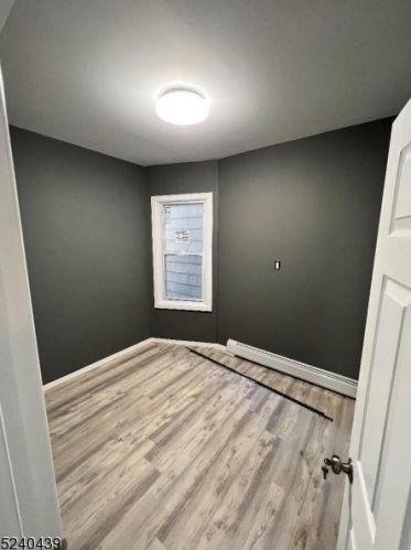 24 Goshen St, Paterson NJ  07503-2202 exterior