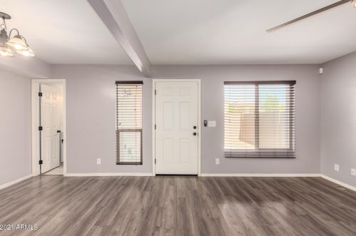 5236 Brill St, Phoenix, AZ 85043-1718