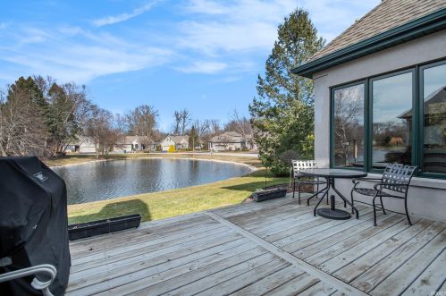 1540 Lake George Dr, Mishawaka IN  46545-4065 exterior