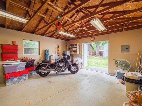 4684 Linwood Pl, Riverside CA 92506-1029 exterior