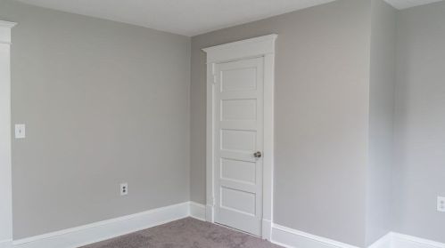 272 Connecticut Ave, Springfield MA  01104-1048 exterior