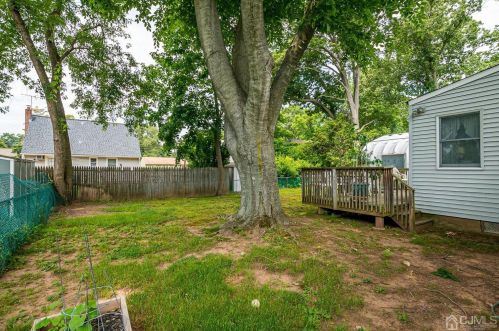 984 Maltby Ave, South Plainfield NJ  07080-2216 exterior