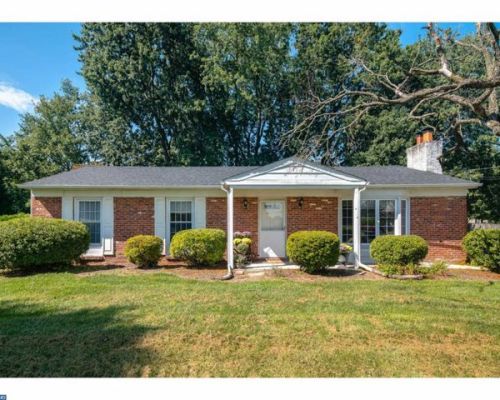 819 Mount Airy Rd, Collegeville, PA 19426-1146