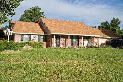 9113 Bedford Dr, Odessa, TX 79764-1242