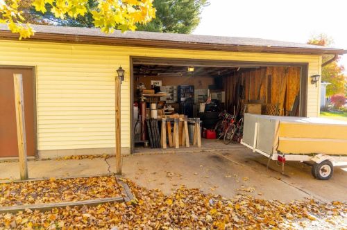 1209 Dakota St, Watertown WI  53094-6510 exterior