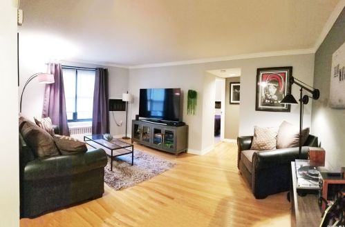 10 Terrace Cir, Great Neck, NY 11021-4168