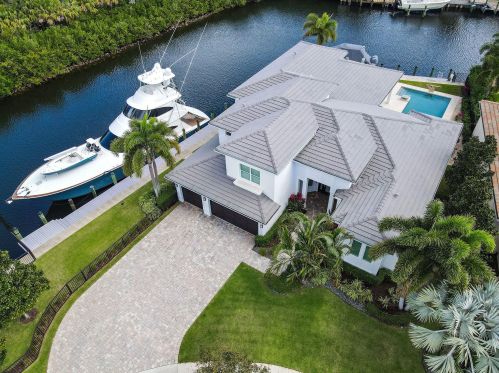13966 Chester Bay Ln, West Palm Beach, FL 33408-2126