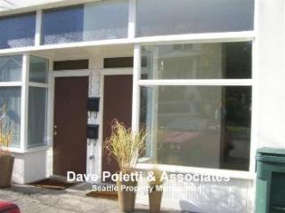 6235 Woodlawn Ave, Seattle WA  98103-5716 exterior