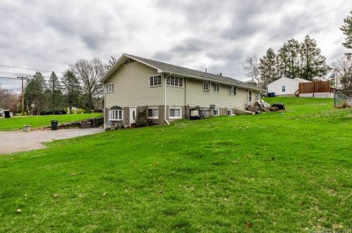 8 Ellsworth Rd, East Windsor, CT 06016-9728