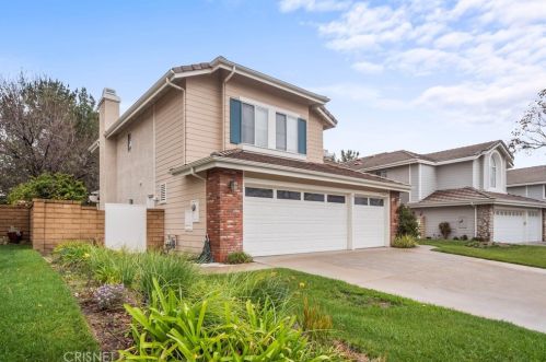 27549 Berkshire Hills Pl, Santa Clarita, CA 91354-1816