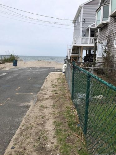 7 Ann St, Milford CT  06460-5902 exterior