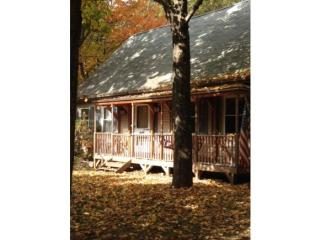 199 Oak Cir, Colchester VT  05446-5877 exterior