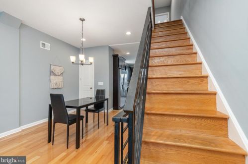 2426 Hicks St, Philadelphia PA  19145-4405 exterior
