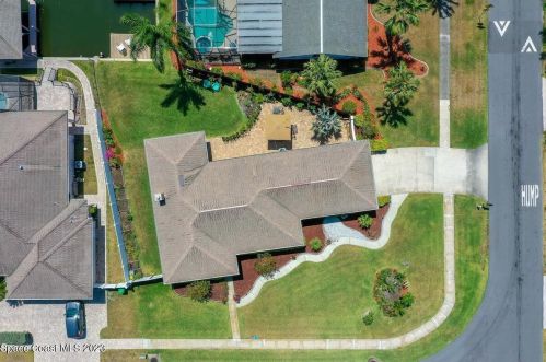 2390 Sykes Creek Dr, Merritt Island, FL 32953-2954