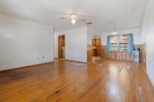 1513 Oliver St, Weatherford, TX 76086-1528