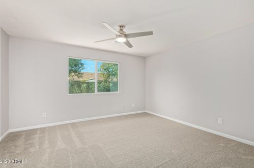12632 50th Dr, Glendale AZ  85304-2004 exterior