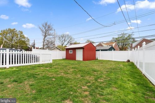 211 Rodney Rd, Ridley Park PA  19078-1429 exterior