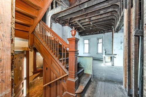 3224 Dawson St, Pittsburgh PA 15213-4536 exterior