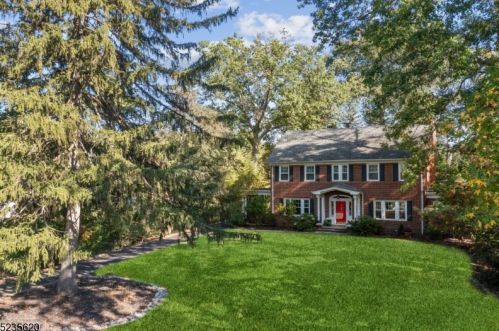 516 Centre St, South Orange, NJ 07079-2427