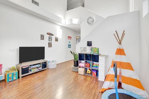 2951 River Shadow Ct, Alpine CA  91901-2379 exterior