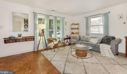 1944 Maple Ave, Haddon Heights, NJ 08035-1118