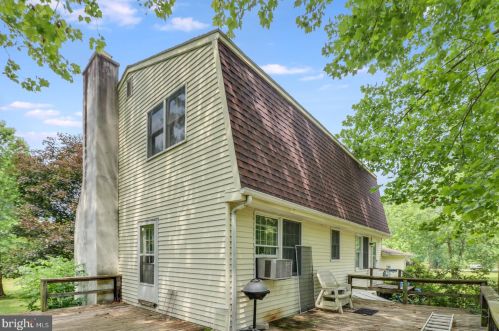 1823 Harvey Straughn Rd, Blackbird DE  19734-9646 exterior