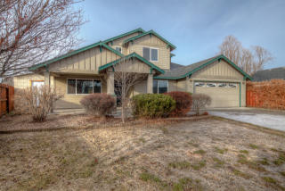 2113 21st Ct, Eagle Crest, OR 97756-7669