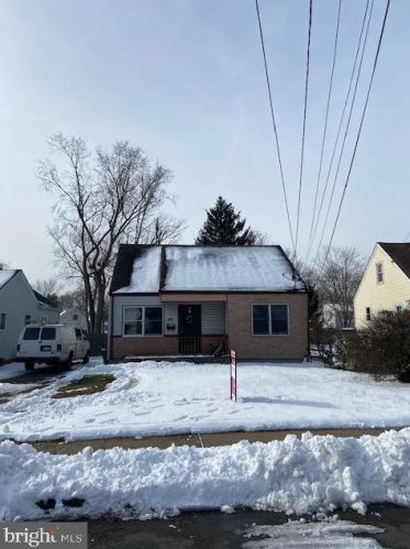 29 Ewingville Rd, Trenton, NJ 08638-2713
