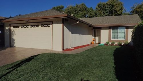 153 Las Animas Ave, Gilroy, CA 95020-7232