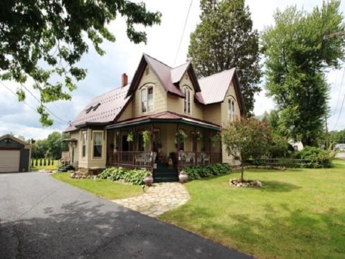 5461 Lake Rd, Dewittville, NY 14728-9720