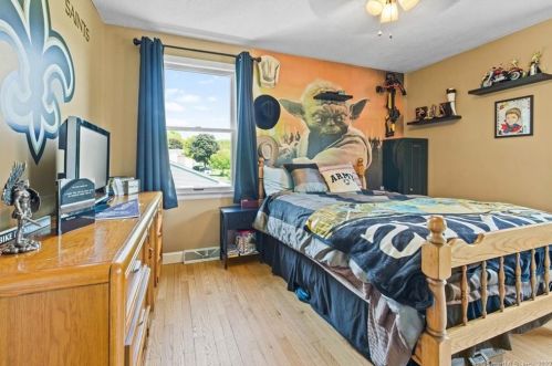 309 Pilgrim Ln, Southington CT  06489-1345 exterior