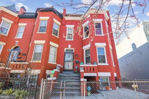 608 7th St, Washington, DC 20002-5210