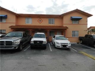 3268 70th St, Hialeah, FL 33018-7160