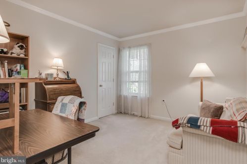 26 Colonel Miles Ct, Harpers Ferry WV  25425-3109 exterior