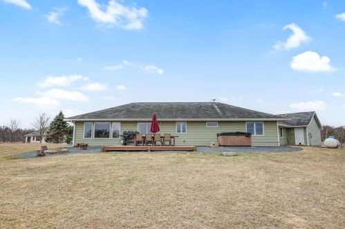 808 218th St, East Farmington WI  54020-4518 exterior