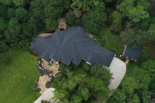 29322 Champions Dr, Magnolia, TX 77355-5631