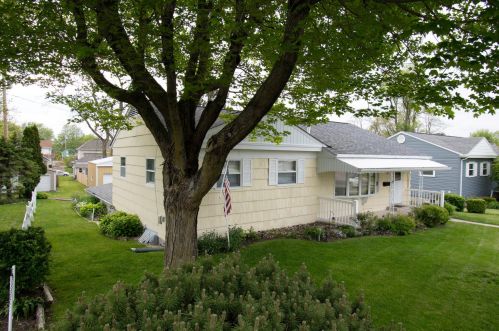 524 Park St, Bellefontaine OH  43311-2244 exterior