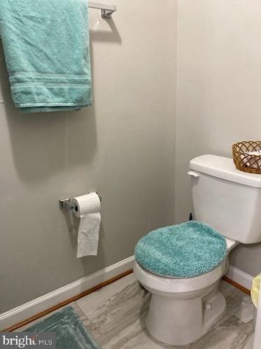 14763 Winding Loop, Woodbridge VA  22191-3448 exterior