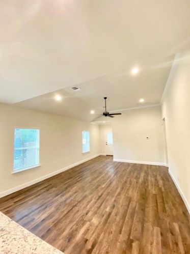 1409 G W Jackson Ave, Corsicana, TX 75110-5641