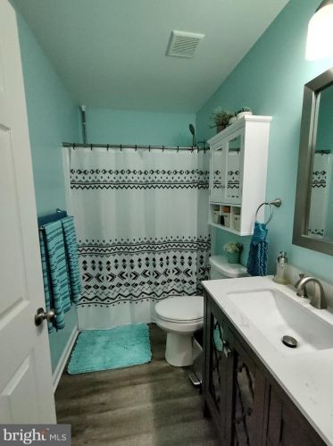 18128 Monrovia Rd, Madison Mills VA  22960-3109 exterior