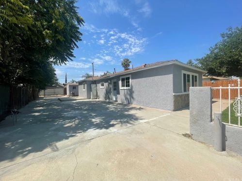 119 11th St, Perris CA  92570-2313 exterior