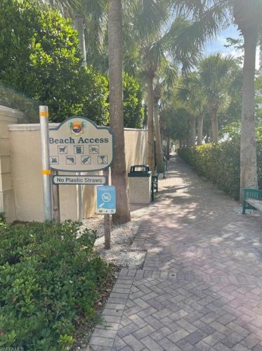 191 Flamingo Cir, Marco Island, FL 34145-4451