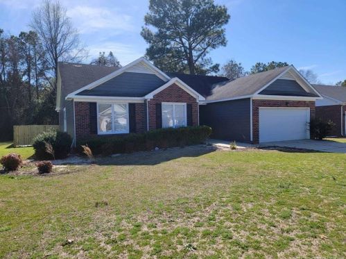 319 Silver Oaks Dr, Fayetteville, NC 28311-0883