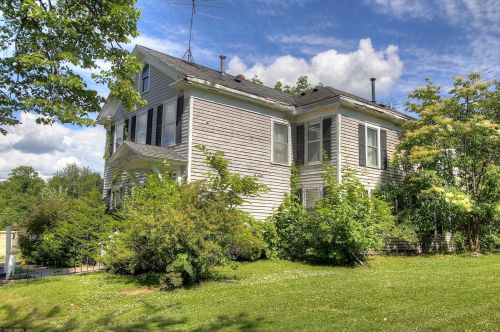 621 4th St, Red Wing, MN 55066-2412